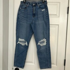 AE Mom Jean